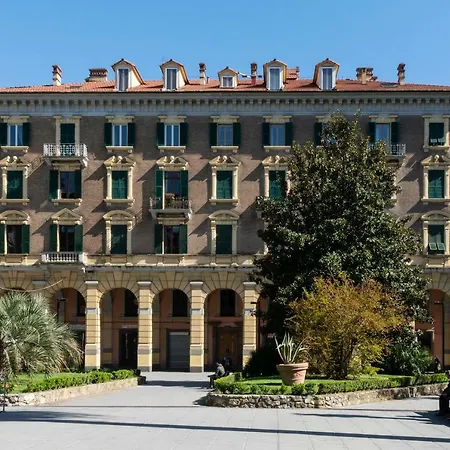 Lo Scrigno Di Lella * La Spezia